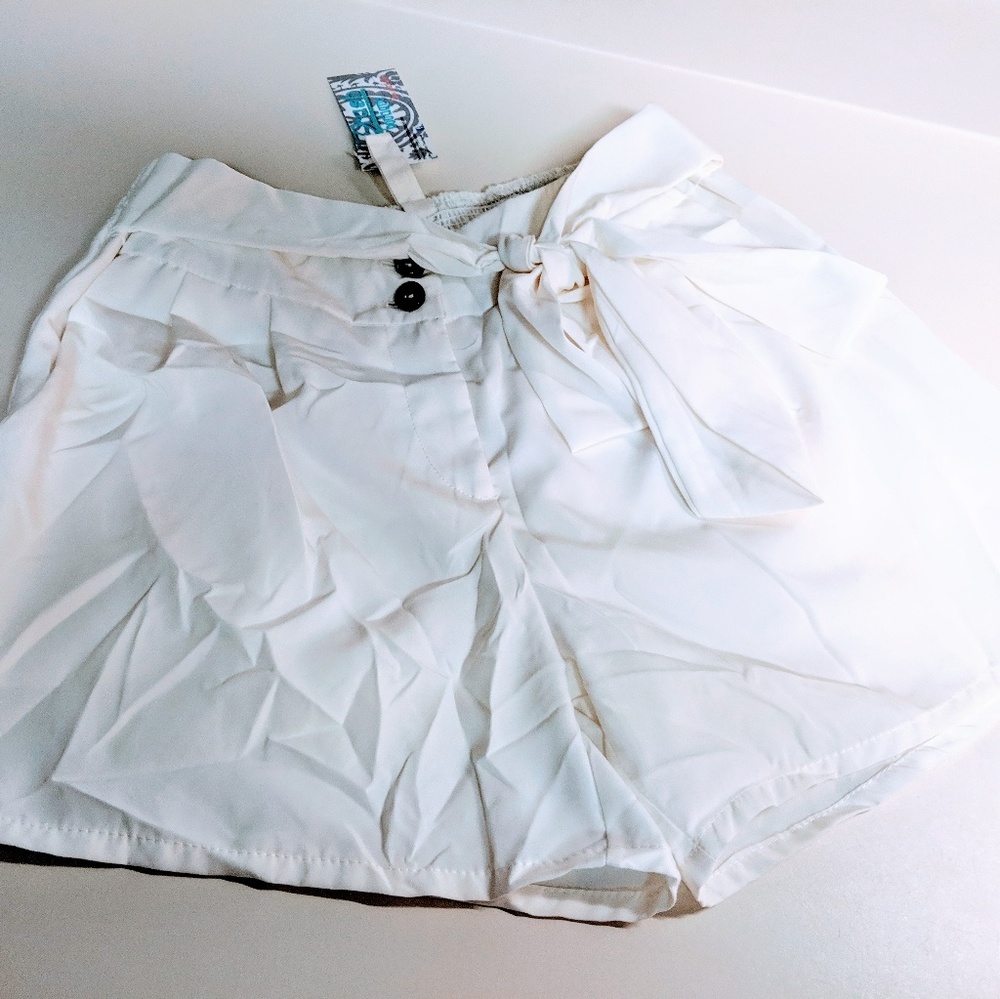 My Beloved size Medium White boutique shorts